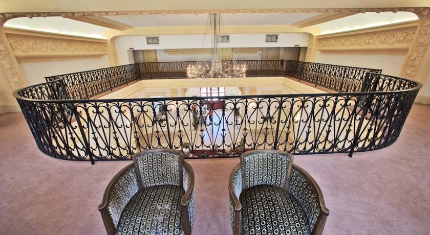 Aparthotel Terres De France - Le Splendid Allevard