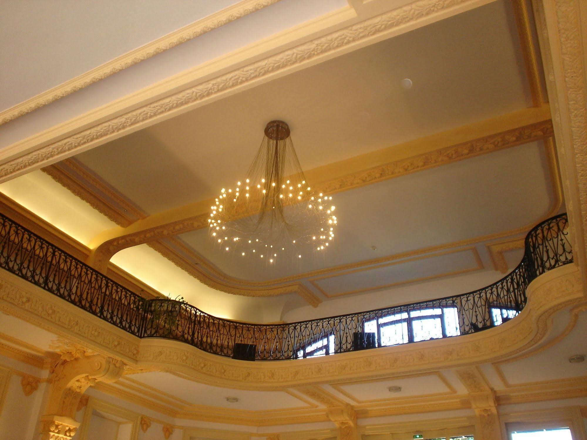Terres De France - Le Splendid Aparthotel